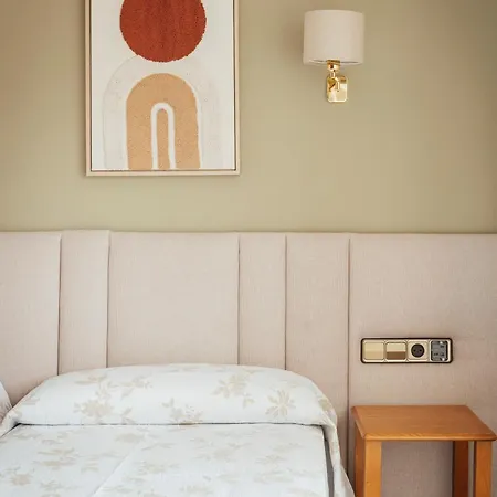 San Jorge Otel Nueva De Llanes