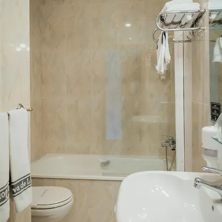 San Jorge Otel Nueva De Llanes